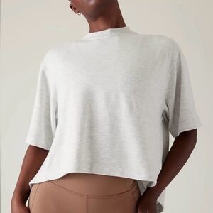 Athleta Bliss Cropped Jersey Short Sleeve Sweatshirt Heathered Gray